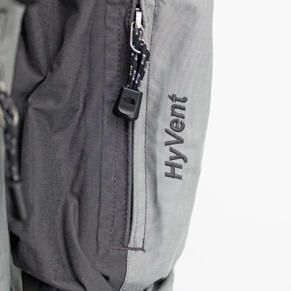 North Face Hyvent Men's Jacket/North Face Borealis Backpack/North Face Gloves - Picture 13 of 14